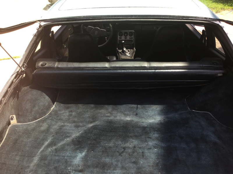 Illustration for article titled For $3,500, Could This '1986' Porsche 944 Be The Answer?
